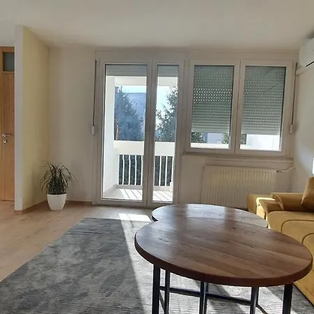Appartement Apartment Golic *